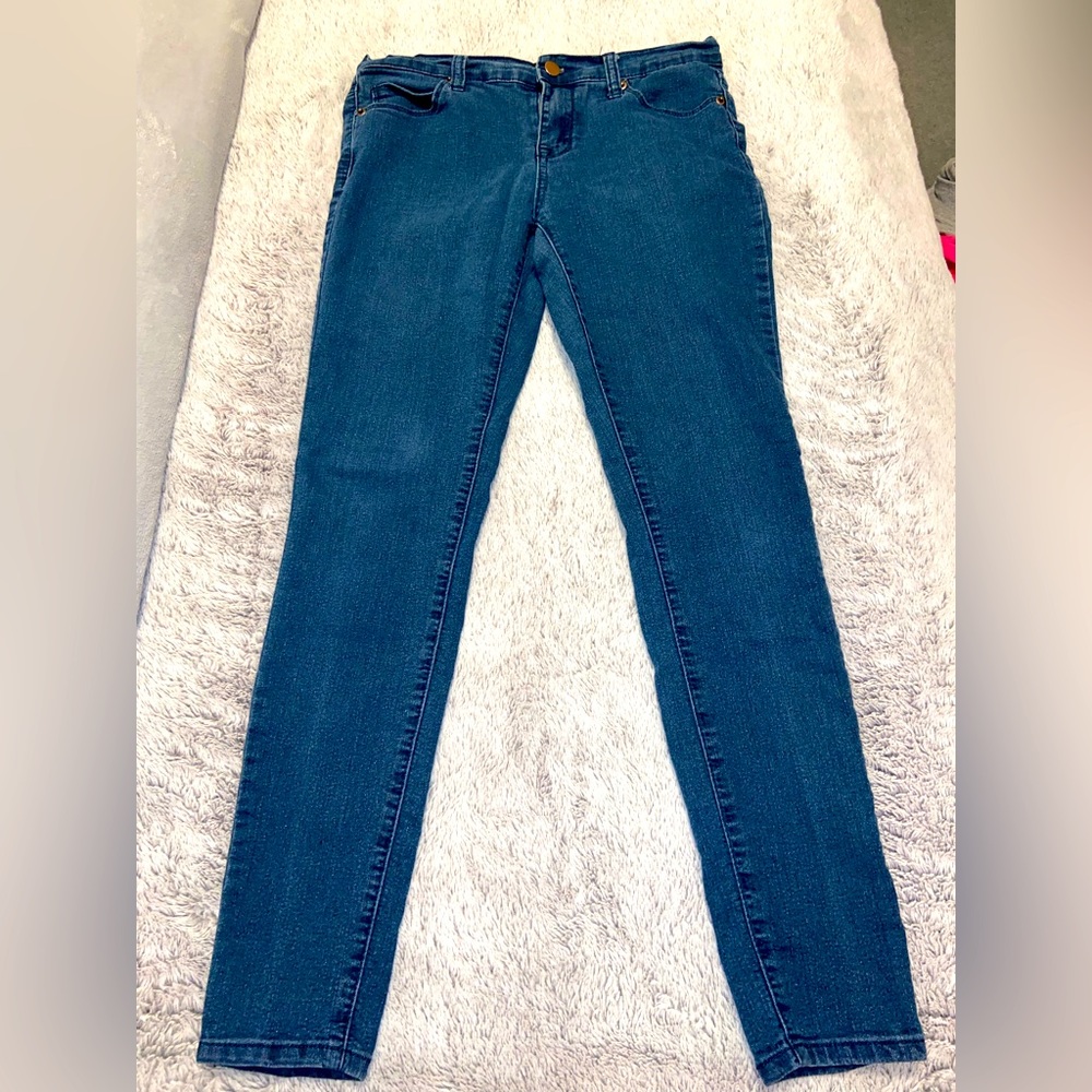 FOREVER 21 JEANS